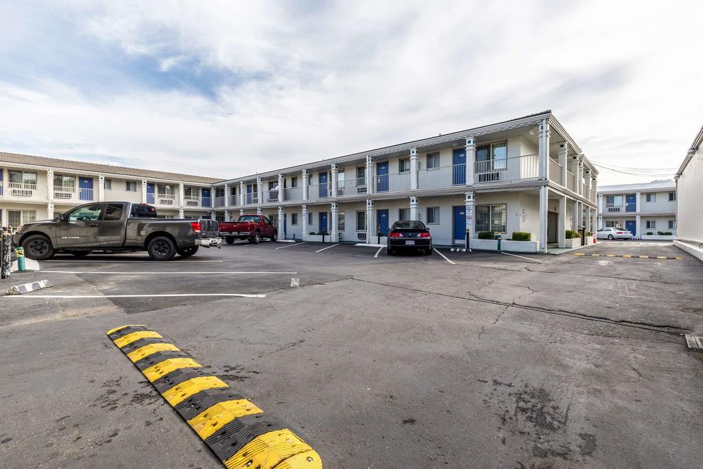 Motel 6 San Rafael Exteriör bild